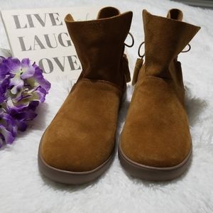 Kookaburra by UGG Women's  W Skyller Ankle Boot SW